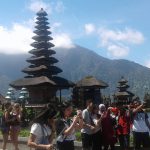 ulundanu beratan temple Bali